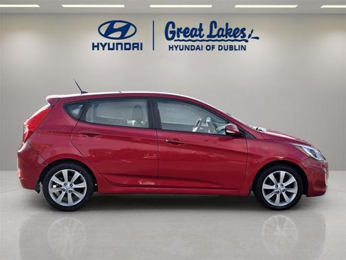 2013 Hyundai Accent SE