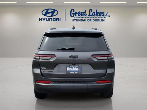 2022 Jeep Grand Cherokee L Altitude
