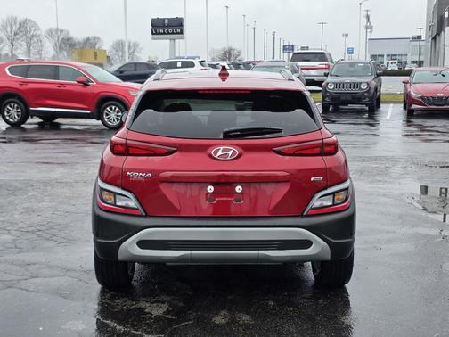 2023 Hyundai KONA SEL