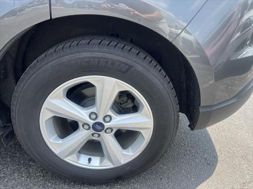 2015 Ford Edge SE