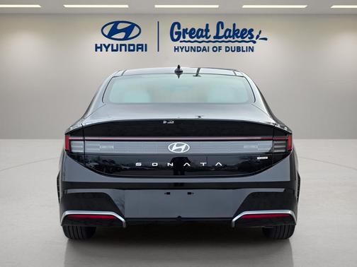 2026 Hyundai SONATA Hybrid SE