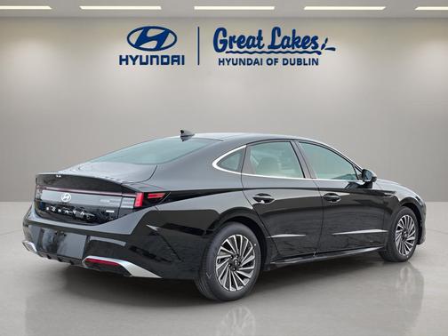 2026 Hyundai SONATA Hybrid SE