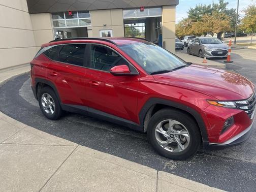 2022 Hyundai TUCSON SEL