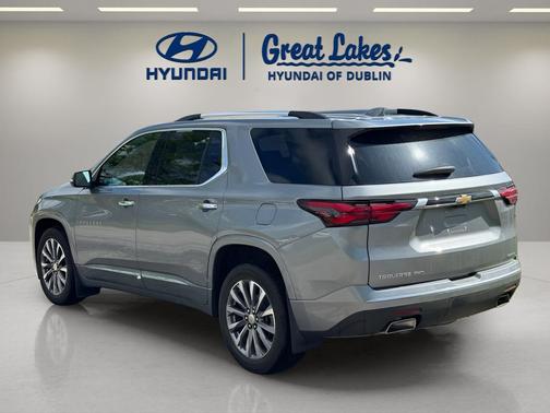 Sterling Gray Metallic 2023 Chevrolet Traverse Premier