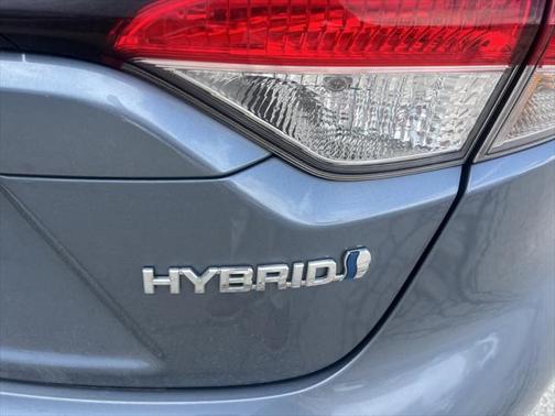 2022 Toyota Corolla Hybrid SE