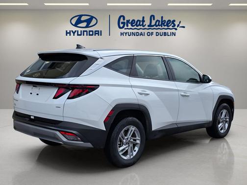 2025 Hyundai TUCSON SE