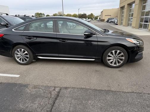 2015 Hyundai SONATA Sport