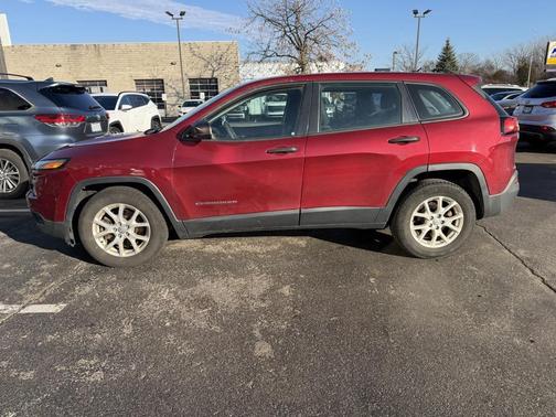 2015 Jeep Cherokee Sport