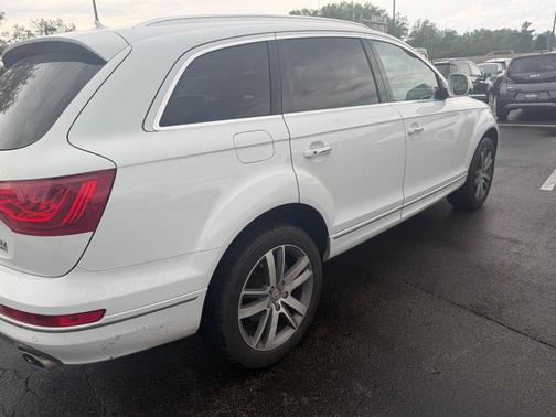 Glacier White Metallic 2014 Audi Q7 3.0 TDI Premium