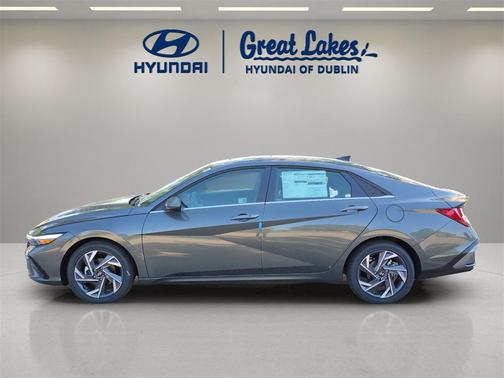 2025 Hyundai ELANTRA SEL