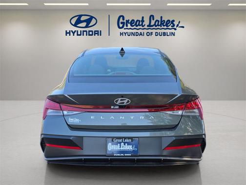 2025 Hyundai ELANTRA SEL