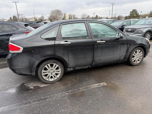 2010 Ford Focus SEL