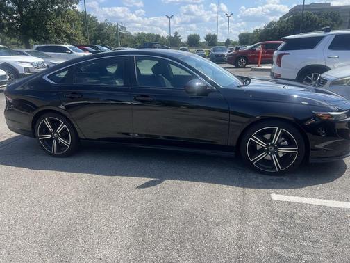 2024 Honda Accord Hybrid Base
