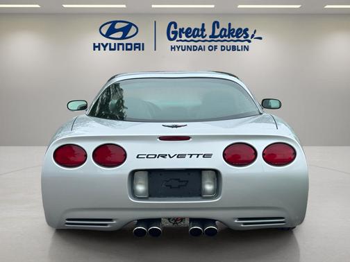 Sebring Silver Metallic 1998 Chevrolet Corvette Base