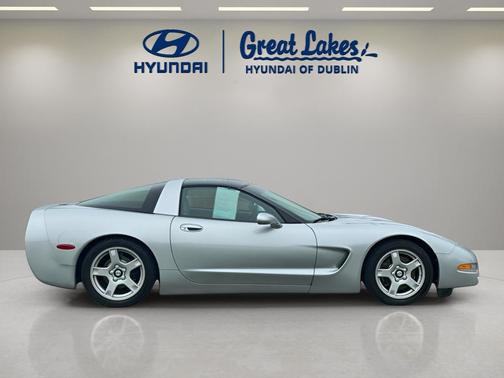 Sebring Silver Metallic 1998 Chevrolet Corvette Base