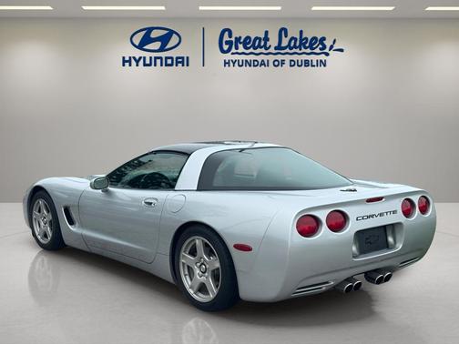 Sebring Silver Metallic 1998 Chevrolet Corvette Base