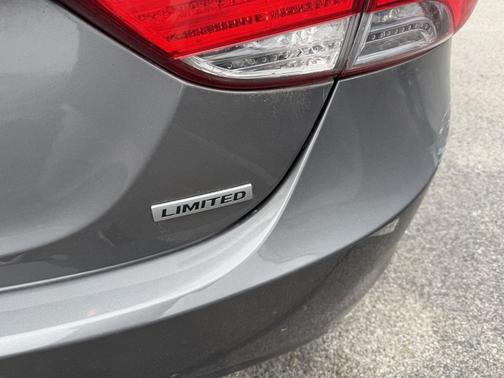 2013 Hyundai ELANTRA Limited
