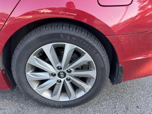 2017 Hyundai SONATA Sport