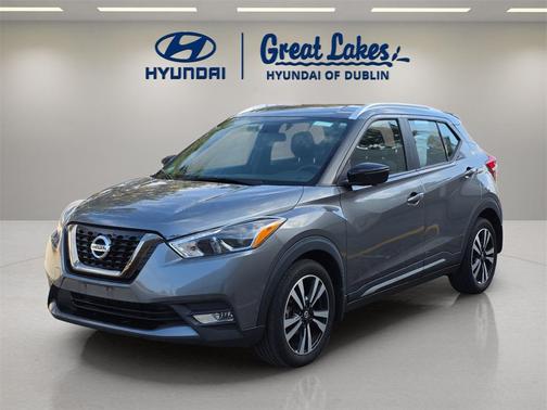 2019 Nissan Kicks SR
