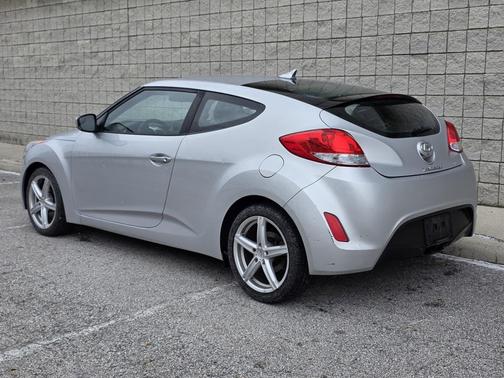 2016 Hyundai Veloster Base