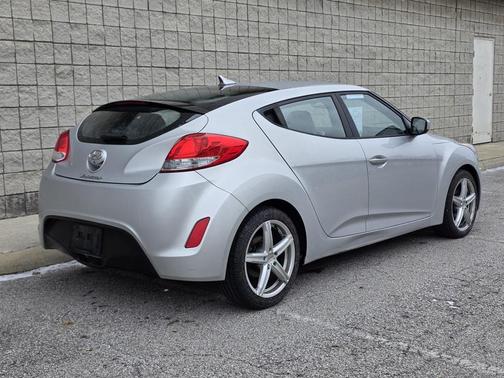 2016 Hyundai Veloster Base