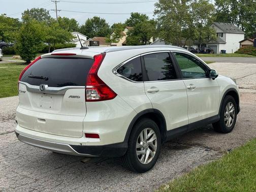 White Diamond Pearl 2015 Honda CR-V EX-L