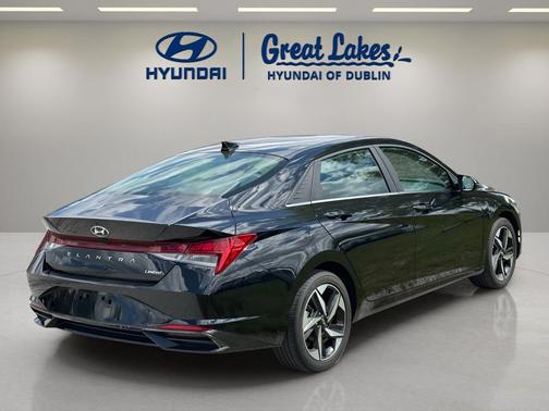 Onyx Black 2023 Hyundai ELANTRA Limited