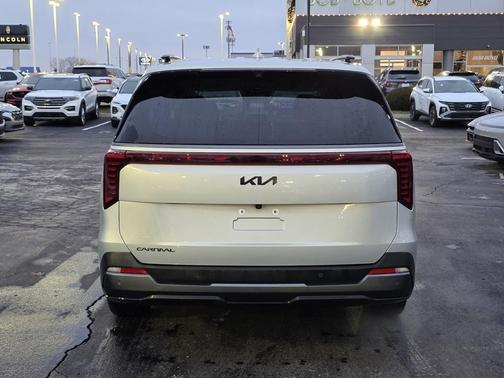 2025 Kia Carnival SX Prestige