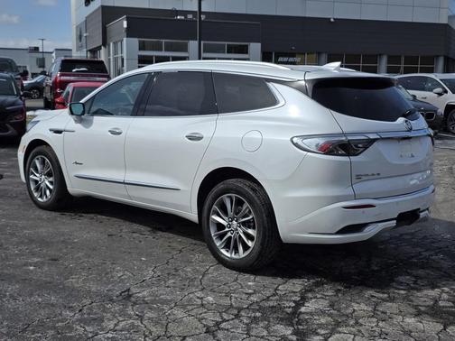 2024 Buick Enclave Avenir AWD