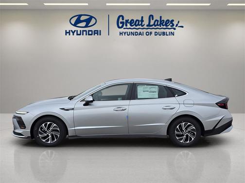 2026 Hyundai SONATA Hybrid Base