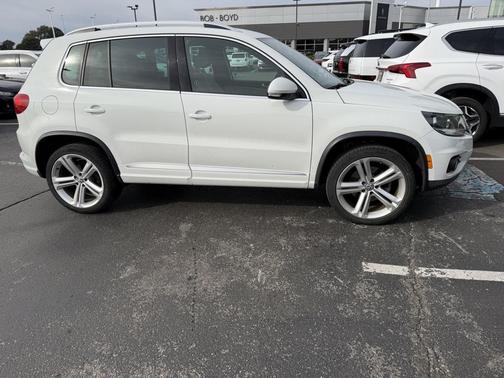 2016 Volkswagen Tiguan R-Line