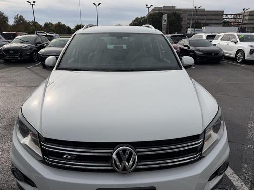 2016 Volkswagen Tiguan R-Line