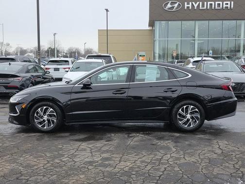 2021 Hyundai SONATA Blue