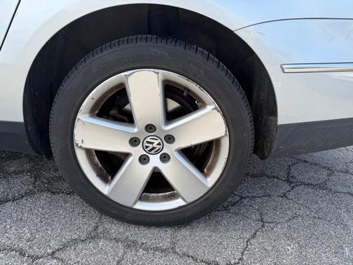 Reflex Silver Metallic 2009 Volkswagen Passat Komfort