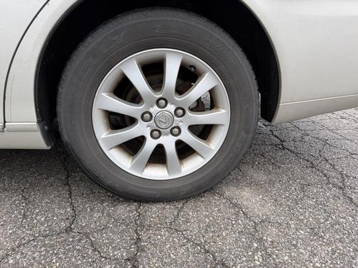 2004 Lexus ES 330 Base