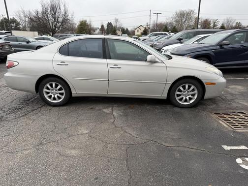 2004 Lexus ES 330 Base