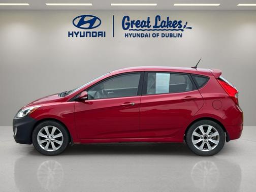 Boston Red Metallic 2013 Hyundai Accent SE