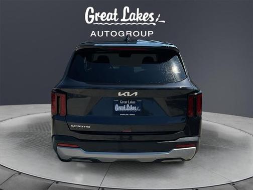 2025 Kia Sorento LX