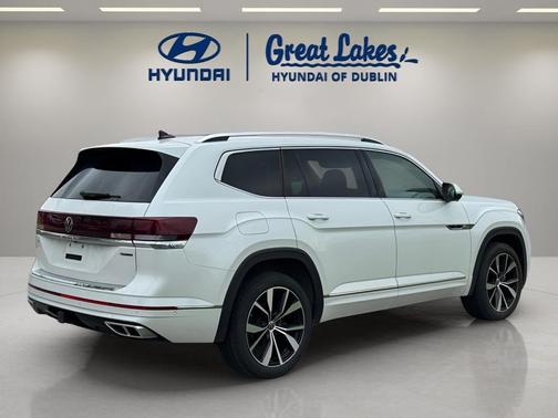 Opal White 2024 Volkswagen Atlas 2.0T SEL Premium R-Line 4MOTION