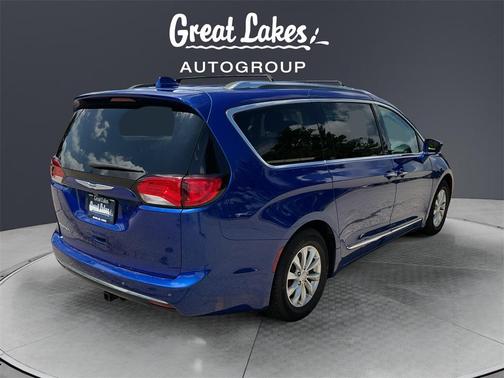 2018 Chrysler Pacifica Touring-L Plus