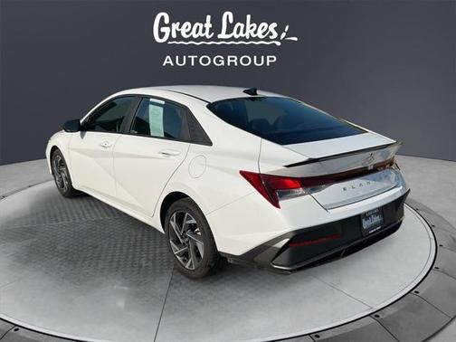 2025 Hyundai ELANTRA Sport