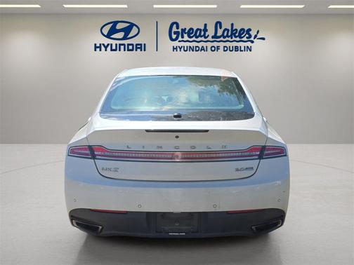 2015 Lincoln MKZ Base