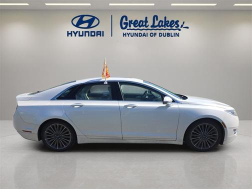 2015 Lincoln MKZ Base