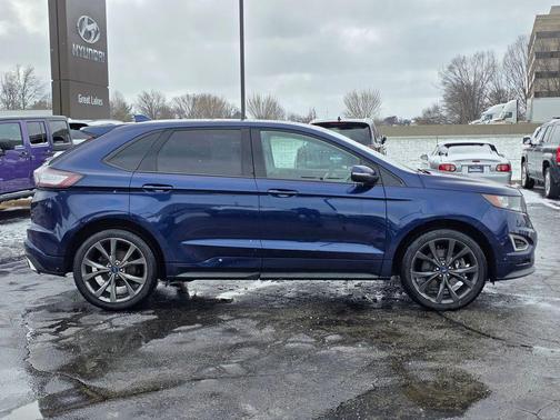 2016 Ford Edge Sport