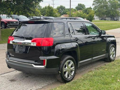 Onyx Black 2017 GMC Terrain SLE-2