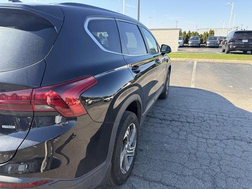 2023 Hyundai SANTA FE SE