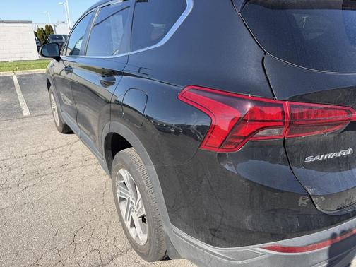 2023 Hyundai SANTA FE SE