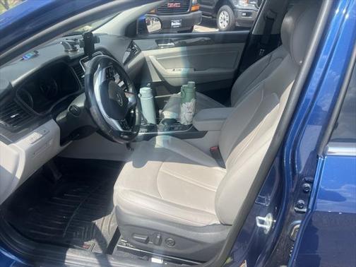 2019 Hyundai SONATA Limited