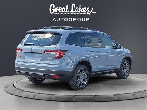 2022 Honda Pilot AWD Sport