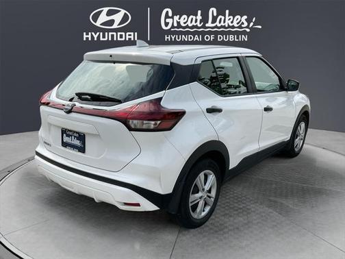 2023 Nissan Kicks S